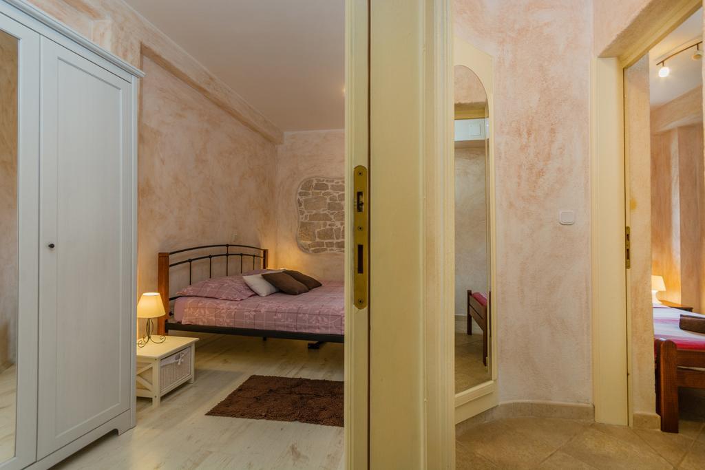 Apartment Velenik D&I Πόρετς Εξωτερικό φωτογραφία