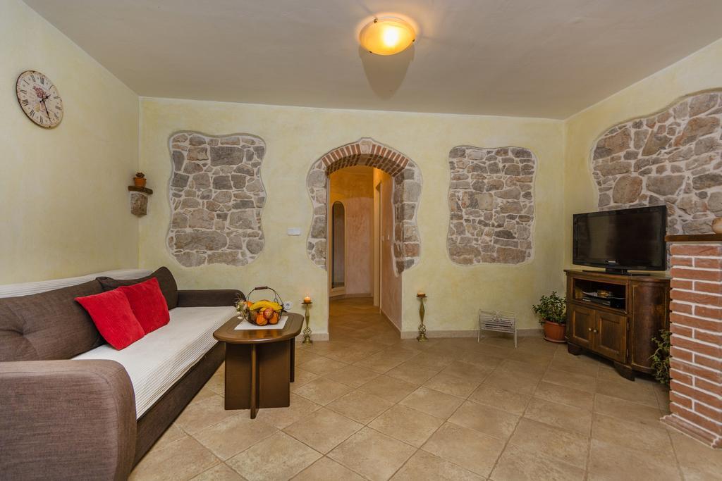 Apartment Velenik D&I Πόρετς Εξωτερικό φωτογραφία