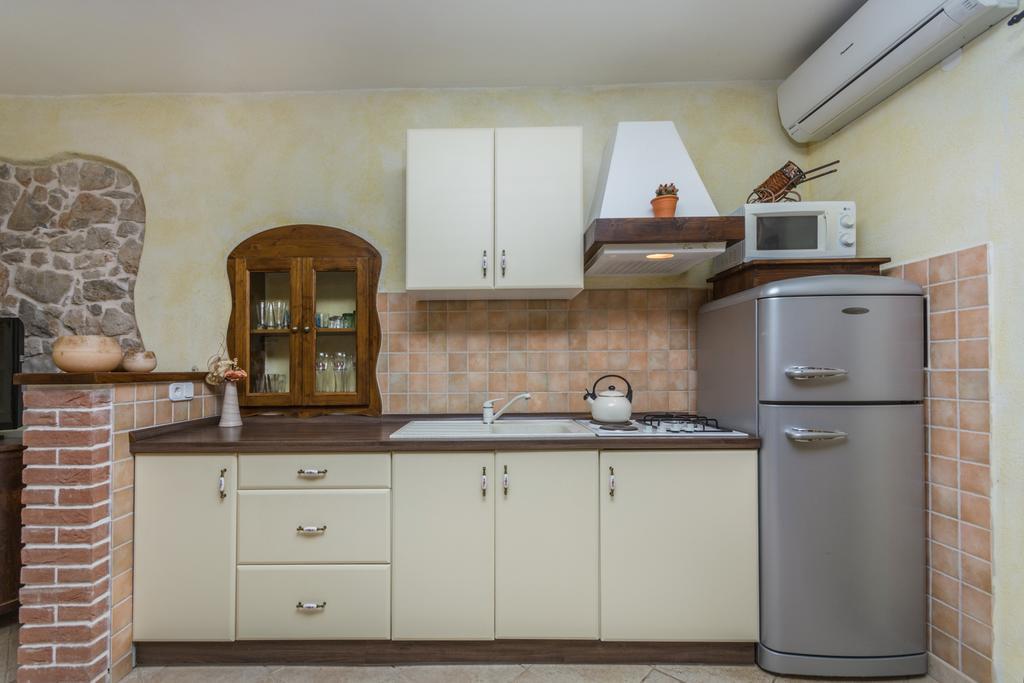 Apartment Velenik D&I Πόρετς Εξωτερικό φωτογραφία